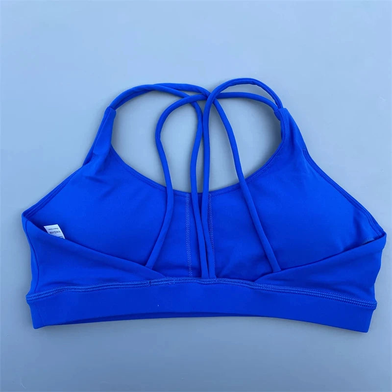 Sutiã fitness feminino de alta resistência, top esportivo com bojo.
